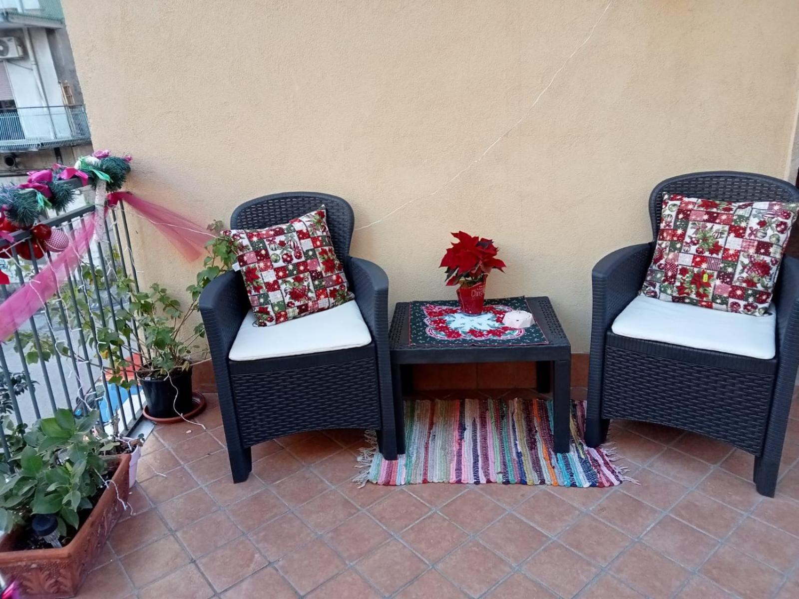 לינה וארוחת בוקר פורטיצ'י La Terrazza Di Monica & Teresa מראה חיצוני תמונה