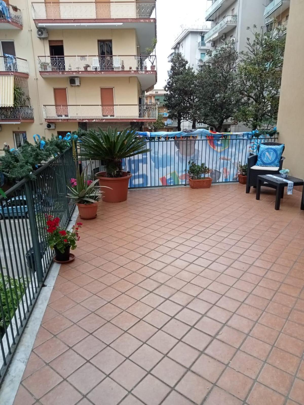 לינה וארוחת בוקר פורטיצ'י La Terrazza Di Monica & Teresa מראה חיצוני תמונה