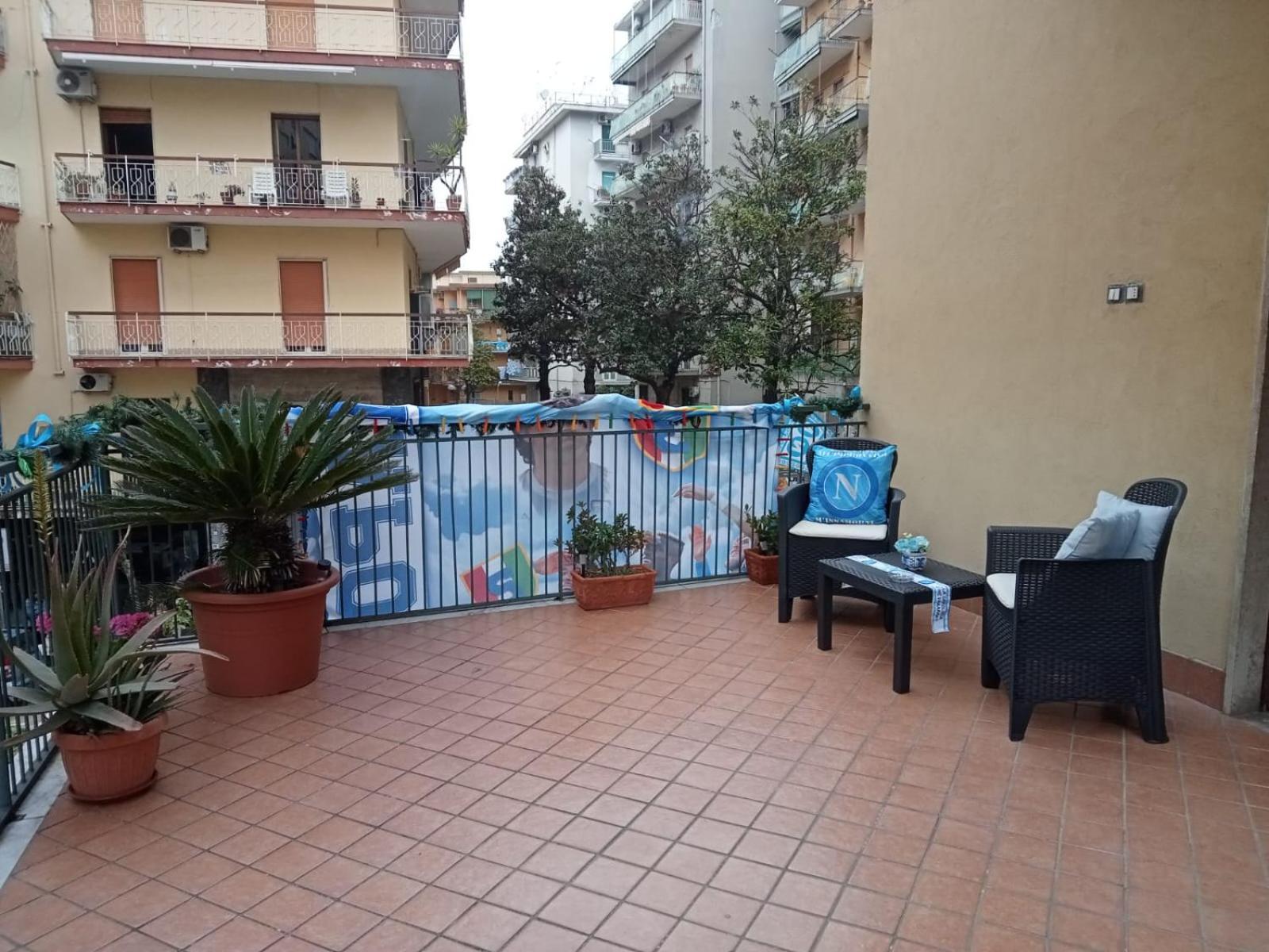 לינה וארוחת בוקר פורטיצ'י La Terrazza Di Monica & Teresa מראה חיצוני תמונה