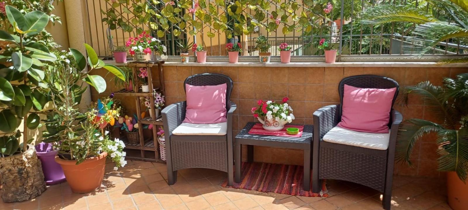 לינה וארוחת בוקר פורטיצ'י La Terrazza Di Monica & Teresa מראה חיצוני תמונה